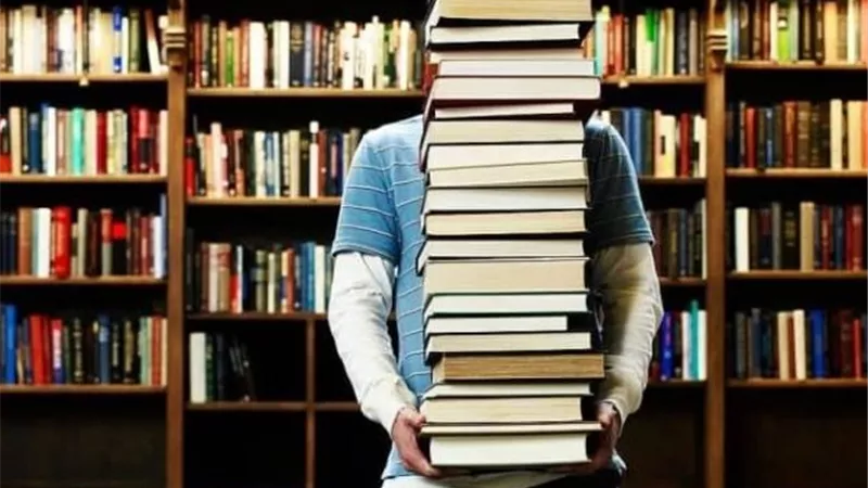 نسرين سليمان: أرشح رفاعة الطهطاوي شخصية العام المقبل بمعرض الكتاب|خاص