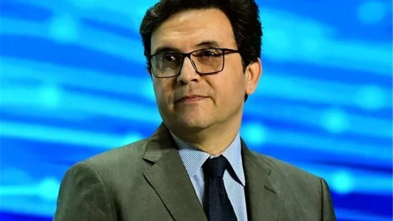 وزير الثقافة يعلن موعد انطلاق فعاليات المؤتمر العام لأدباء مصر دورته الـ37