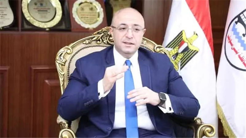 المحافظ يتابع تنفيذ حلول عاجلة لشكاوى المواطنين من مياه وإنارة وصرف