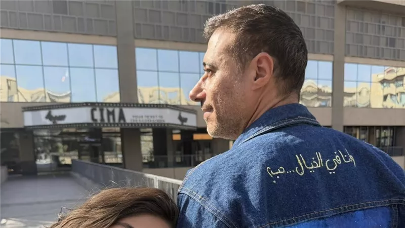 بصورة على كتف أحمد السعدني.. مايان السيد تعلن عن مفاجأة لأهالي الإسكندرية