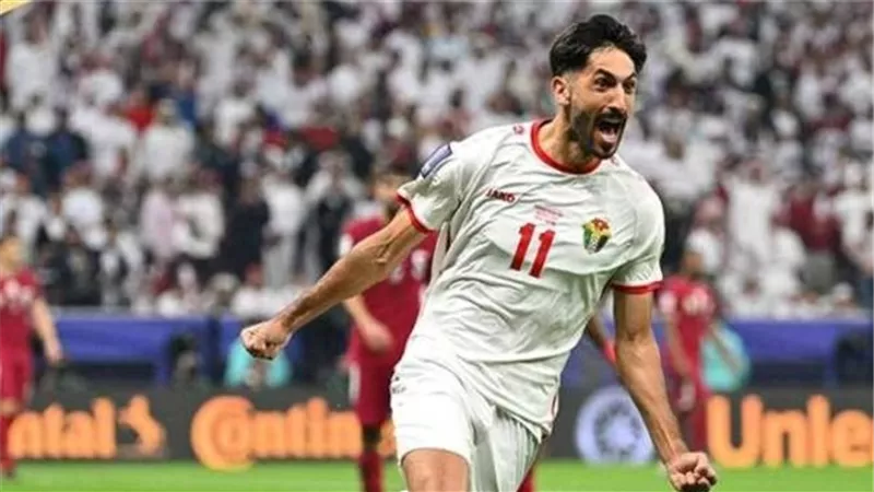   صفقات نارية على أعتاب الأهلي.. يزن النعيمات ويوسف بلعمري في الطريق