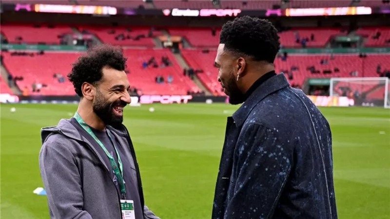 ستوريدج يكشف حديثه مع محمد صلاح: 