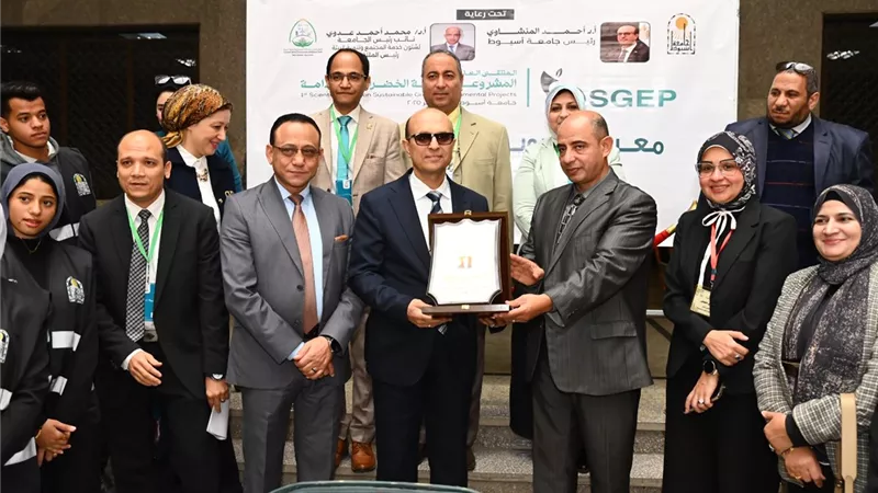 ٣٠٠ مشروع ومنتج  ضمن معرض 
