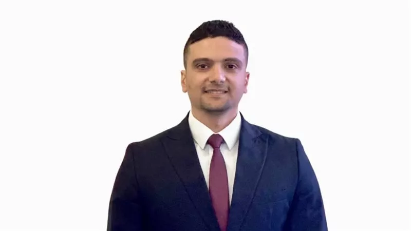 عطية: حرب العقوبات تشتعل بحريًا بعد اعتراض ناقلة روسية//خاص