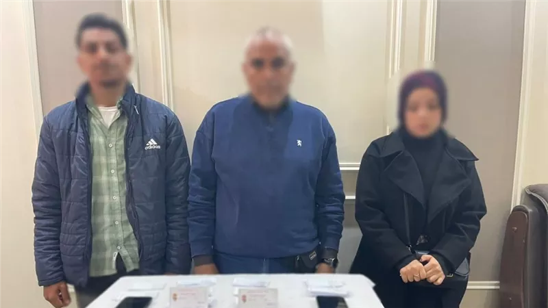 الداخلية تضبط 3 أشخاص يوزعون كروت الدعاية الانتخابية بالمنيا