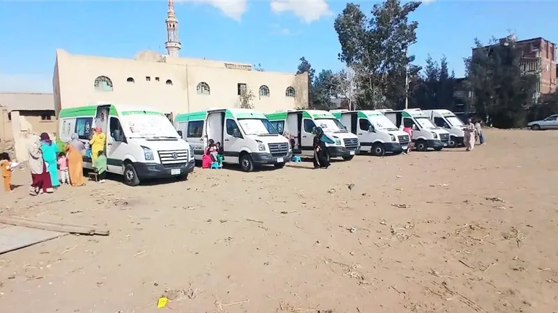 الكشف على 1517 مواطنا خلال قافلة طبية مجانية في قرية قراش بالدقهلية