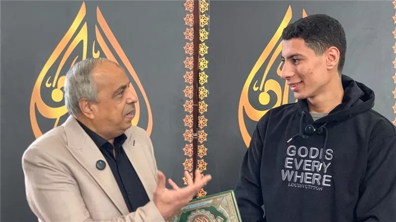 حاسوب القرآن.. طالب طب يذهل لجنة التحكيم في مسابقة بورسعيد الدولية