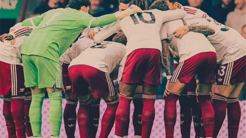 جيوكيريس يقود تشكيل أرسنال لمواجهة كلوب بروج بدوري أبطال أوروبا 