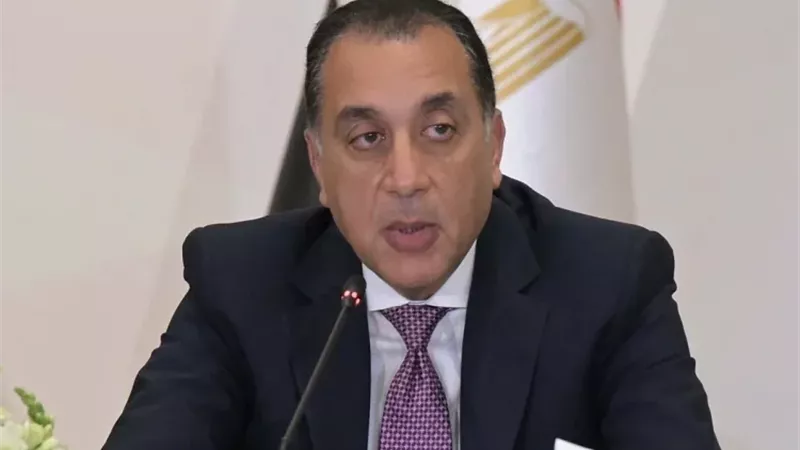 رئيس الوزراء: مستقبل الأمم يبنى على التكامل بين العلم والصناعة| فيديو
