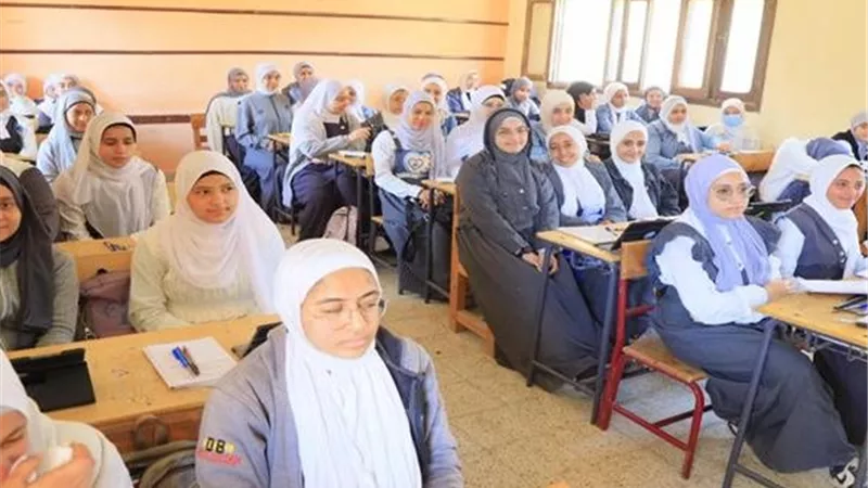 «تعليم دمياط» تنشر النماذج الاسترشادية لـ«إنجليزي» الإعدادية 
