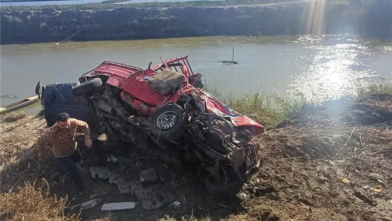 أسماء ضحايا حادث تصادم سيارتين بالطريق الساحلي 