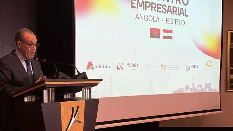 وزير الخارجية يفتتح منتدى الأعمال المصري الأنجولي في العاصمة لواندا
