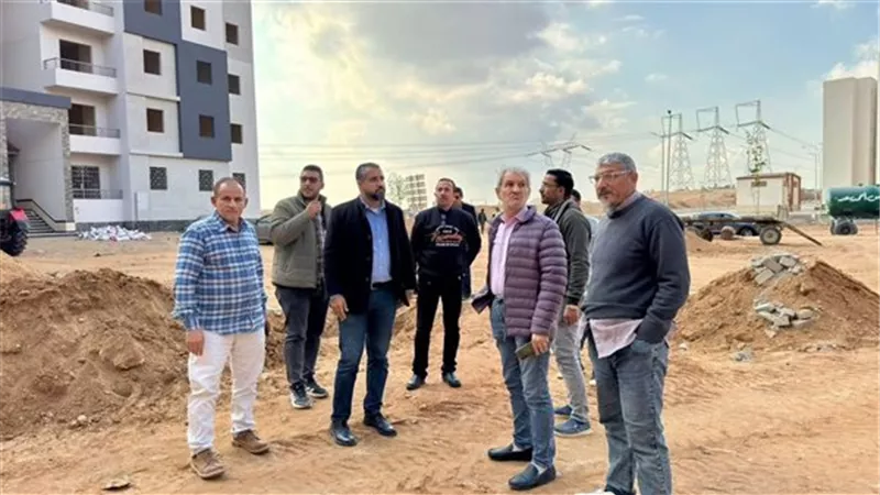 143 عمارة.. رئيس جهاز العبور يتفقد «الإسكان الأخضر» و«سكن لكل المصريين»
