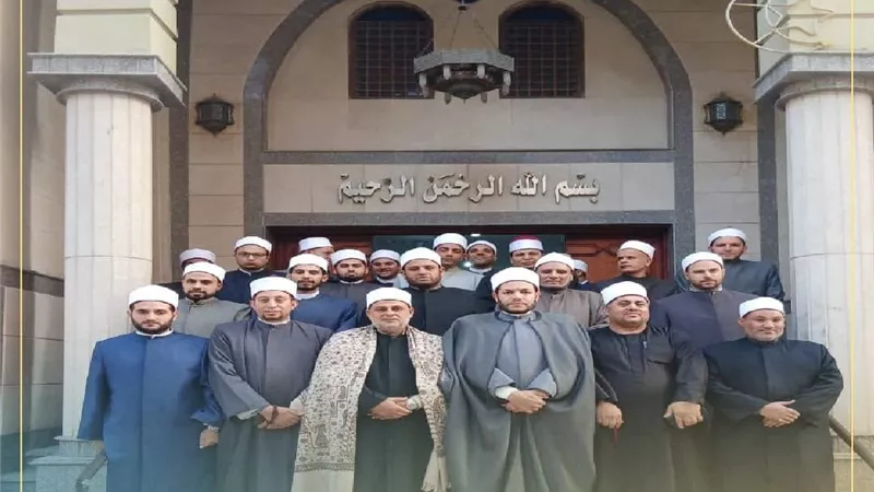 وصول قافلة دعوية مشتركة بين الأزهر والأوقاف والإفتاء شمال سيناء