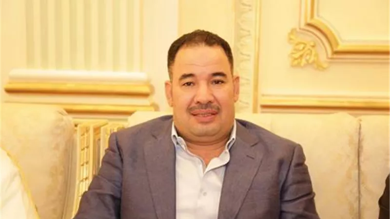 مدير بيت الشعر العربي: نجيب محفوظ يستحق جائزة عالمية تليق بمكانته|خاص