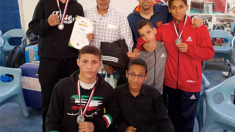 محافظ أسيوط يهنئ أبطال الموهبة بحصد ميداليتين في بطولة الجمهورية للملاكمة