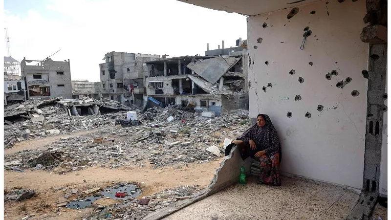 واصل أبو يوسف: دمار 65 مليون طن من البنية التحتية بغزة