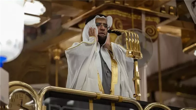 خطيب المسجد النبوي يكشف عن فعل يزيد العبد شوقا للقاء الله