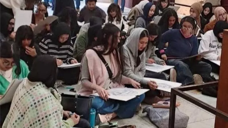 إقبال كبير على زيارة المتحف المصري بالقاهرة