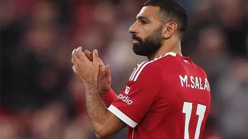 ميك براون: صلاح قد يرحل عن ليفربول بنهاية الموسم رغم عودته للمشاركة