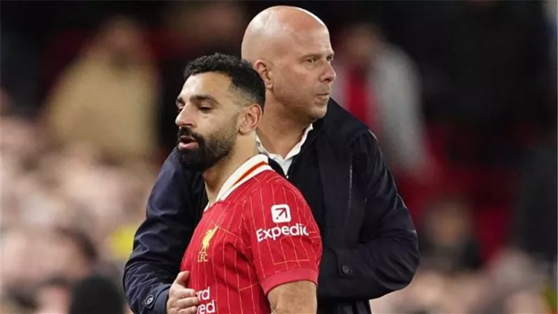 تعليق جديد من كاراجر على أزمة صلاح وليفربول: المدرب فوق أي لاعب