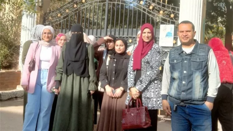 قسم الاقتصاد المنزلي بجامعة الزقازيق يوفر فرص عمل للخريجات.. التفاصيل