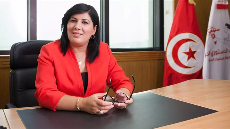 تونس: حكم بالسجن 12 عامًا على زعيمة المعارضة عبير موسي يثير جدلاً واسعًا