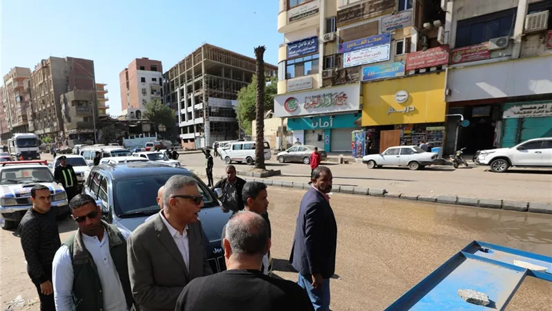 تحرك ميداني عاجل بأسوان للسيطرة على الكسر المفاجئ بخط المياه العمومي
