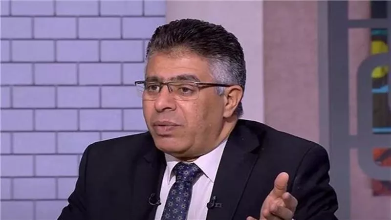 الثلاثاء المقبل.. عزاء والدة الكاتب الصحفي عماد الدين حسين بـ«عمر مكرم»