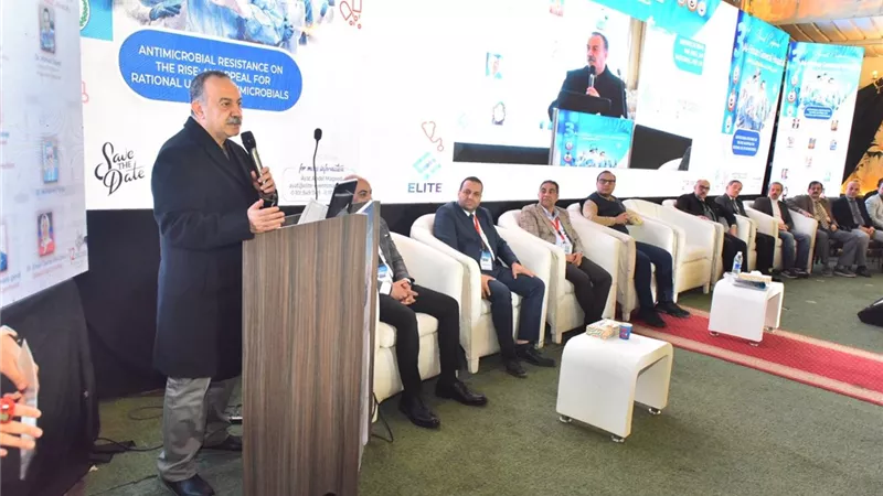 «استخدام المضادات الحيوية».. محافظ أسيوط يفتتح مؤتمر مستشفى الإيمان