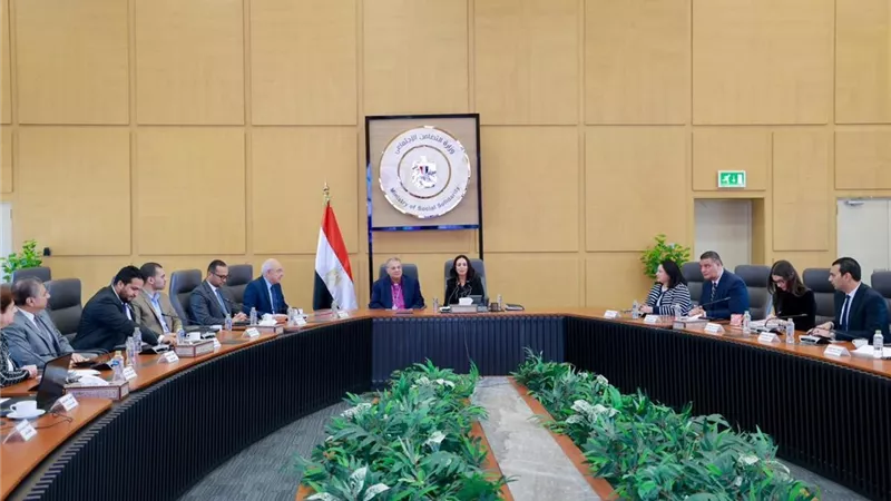 تستهدف 250 ألف فدان.. «التضامن» تناقش المرحلة الرابعة من مبادرة «ازرع»