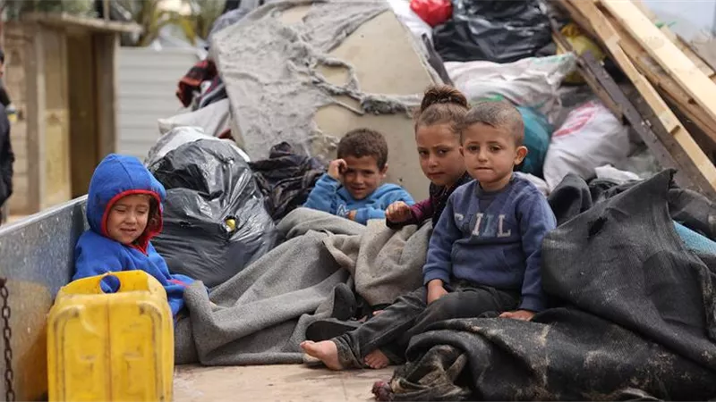 «اليونيسف» تحذر من مخاطر متزايدة لتفشي الأمراض بين أطفال غزة| فيديو