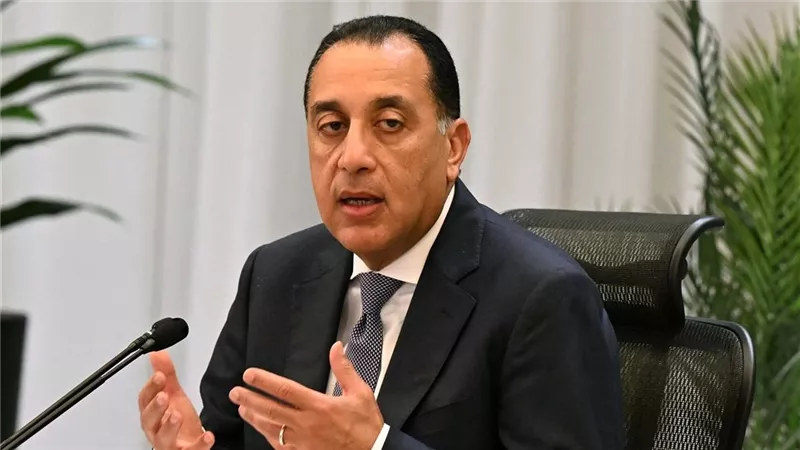 رئيس الوزراء يتفقد مشروعات 