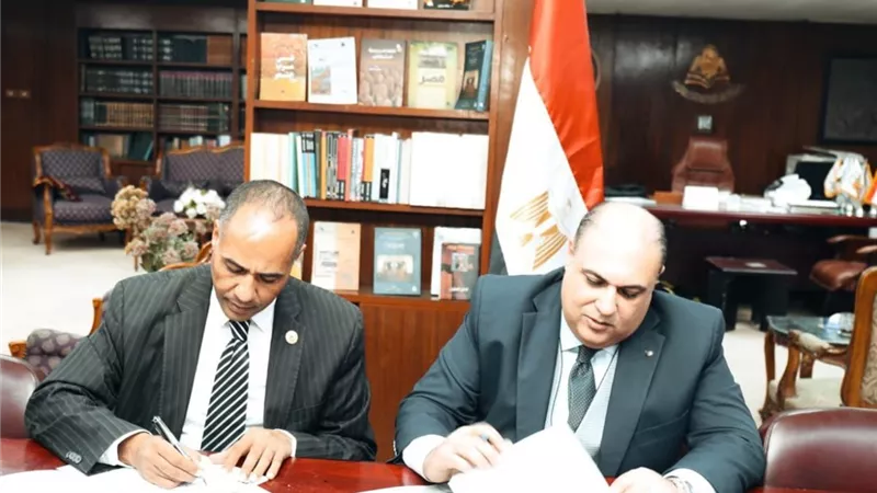بروتوكول تعاون بين قصور الثقافة وهيئة الكتاب لتوسيع منافذ بيع الإصدارات
