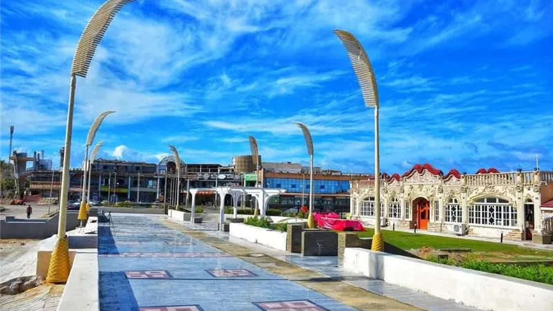 كورنيش بورسعيد يتحول إلى وجهة سياحية بمسارات جري وأرضيات عصرية 