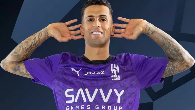 كانسيلو يثير الجدل بين جماهير الهلال برسالة غامضة على انستجرام