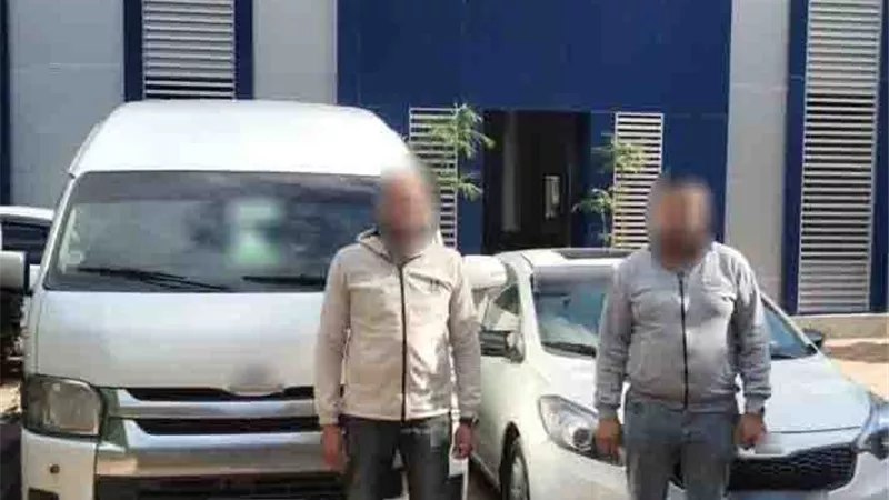 التحفظ على سيارتين بالبحيرة عرضا حياة المواطنين للخطر أثناء حفل زفاف