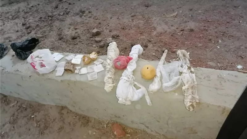 حُرُمات الموتى تحت الحصار.. أعمال الدجل تغزو مقابر أرمنت بالأقصر 
