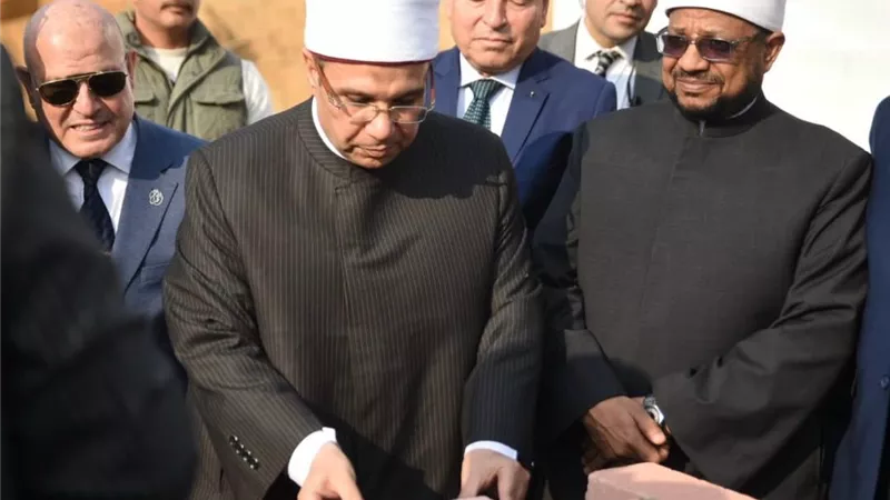 «الأوقاف» تشارك في وضع حجر أساس مسجد نادي قضاة جنوب سيناء