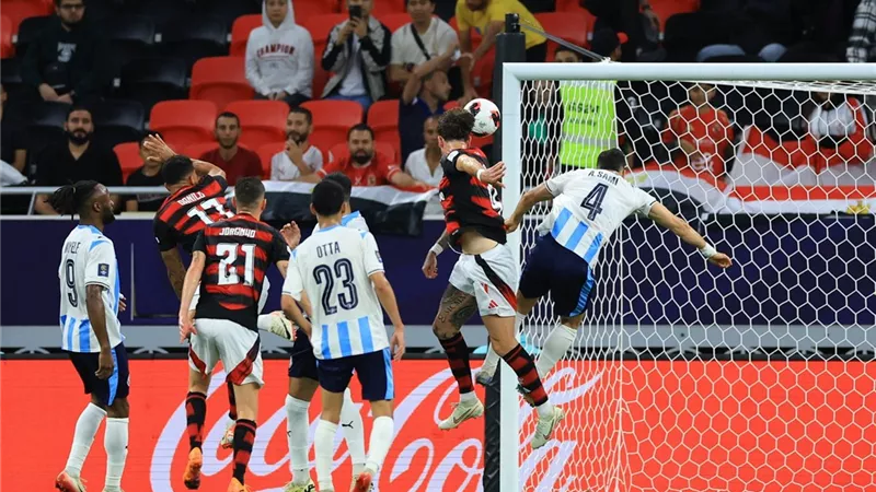 المصري ينافس البنك وسيراميكا لضم لاعب بيراميدز |خاص