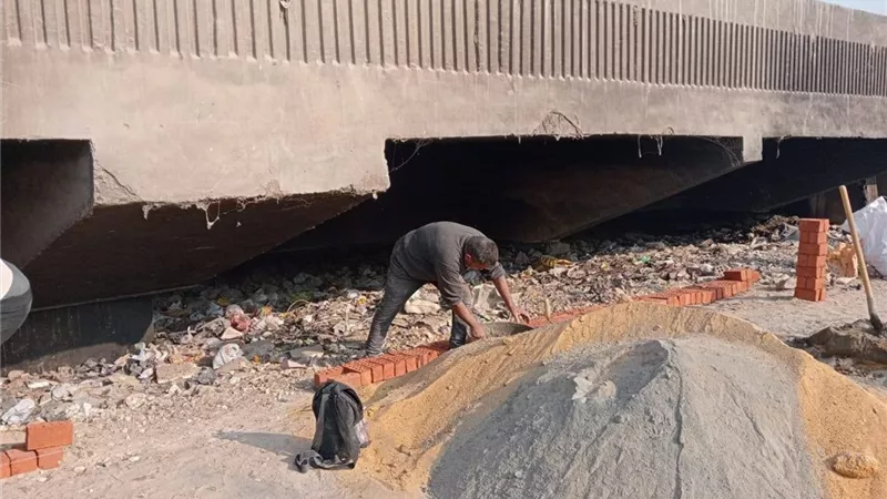 محافظ الجيزة يتابع أعمال غلق الفراغات أسفل الدائري الجنوبي بحي الطالبية