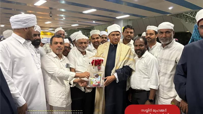 بعد ختام دراستهم بالأزهر.. استقبال حافل لأئمة الهند بعد عودتهم لبلدهم