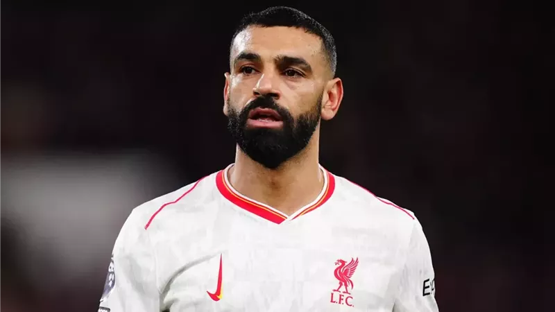أسطورة ليفربول: محمد صلاح سيبقى بالريدز.. ولسنا بحاجة للتدعيم في وجوده