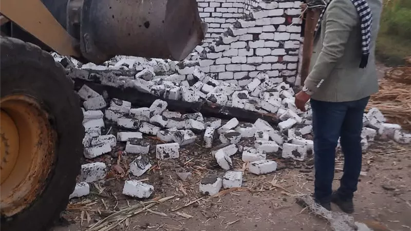 دهان الأرصفة بالمناطق الحيوية في مدينة بني سويف