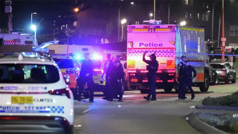 كارثة جديدة عقب حادث سيدني.. شرطة أستراليا تعثر على عبوة ناسفة 