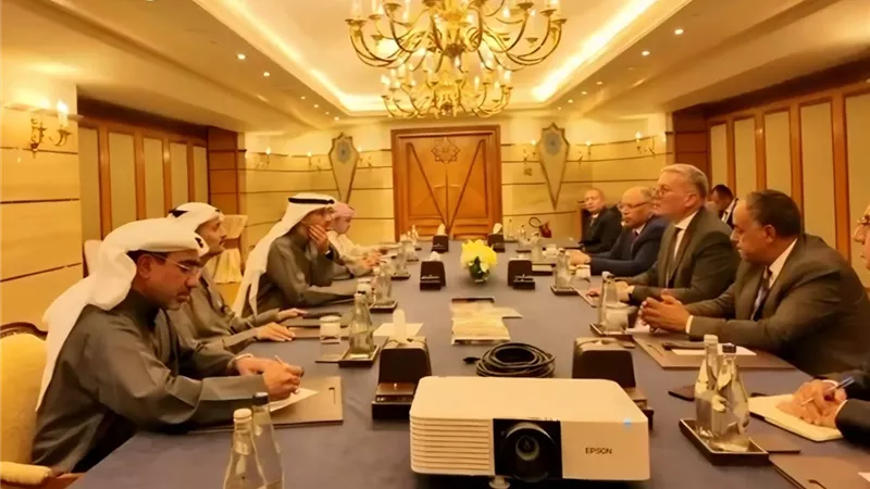 تعاون «مصري - كويتي» لتعزيز الاستثمارات في قطاع البترول