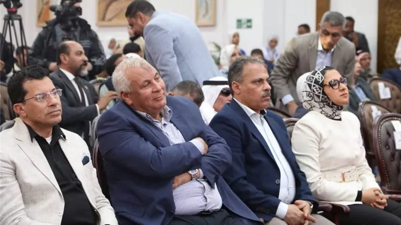 وزير الشباب  و