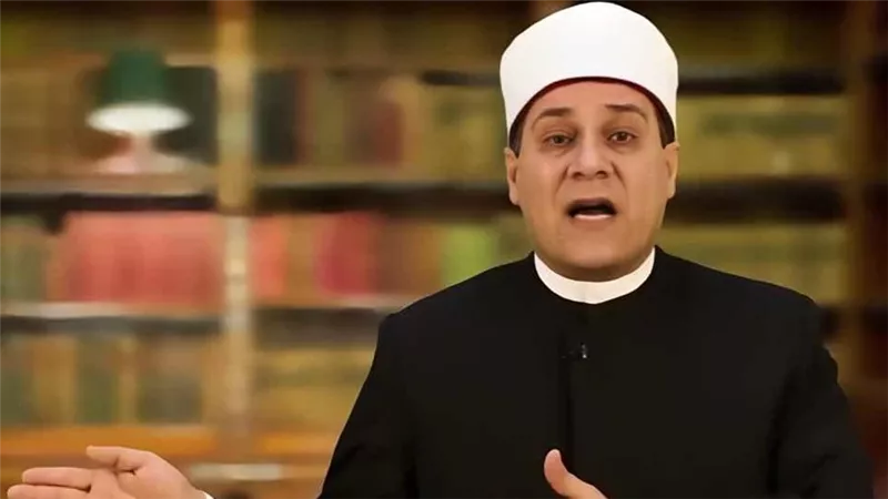 مظهر شاهين: النقاب عادة اجتماعية محترمة.. ووجه المرأة ليس عورة|خاص 