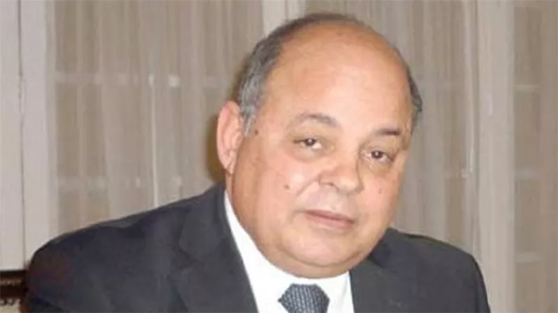 الكاتب الكبير إبراهيم عبد المجيد ناعيا «صابر عرب»: الأرض تبكي معي والفضاء