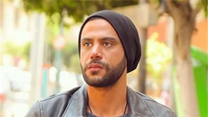 وداع مؤثر.. محمد إمام يفجع بوفاة عمته ويطلب الدعاء لها 